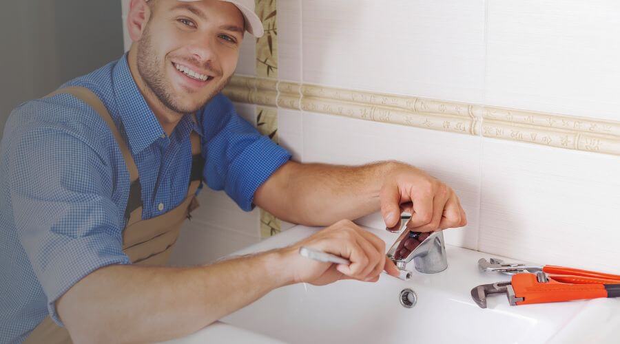 Professional clogged drains services in Alvin, TX